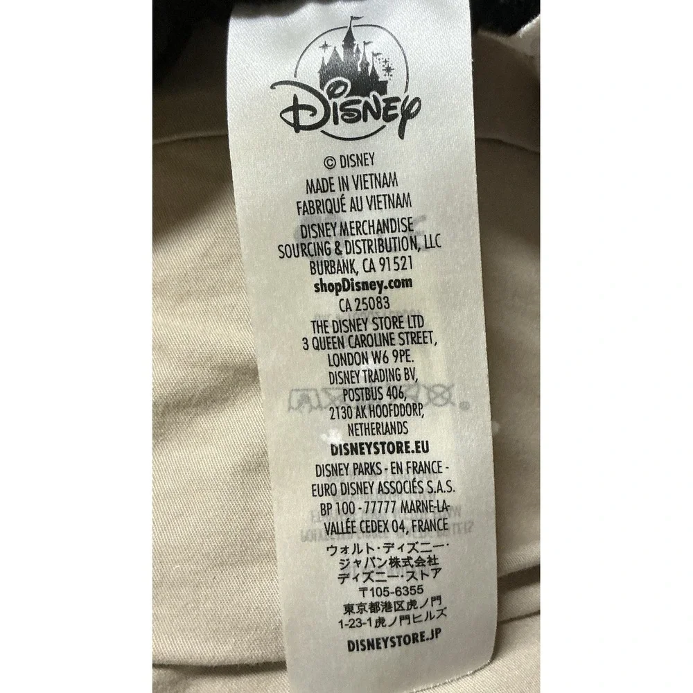 Disney Store 18